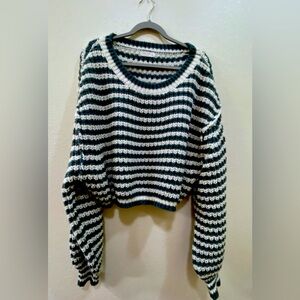 Miss Love - Cropped sweater